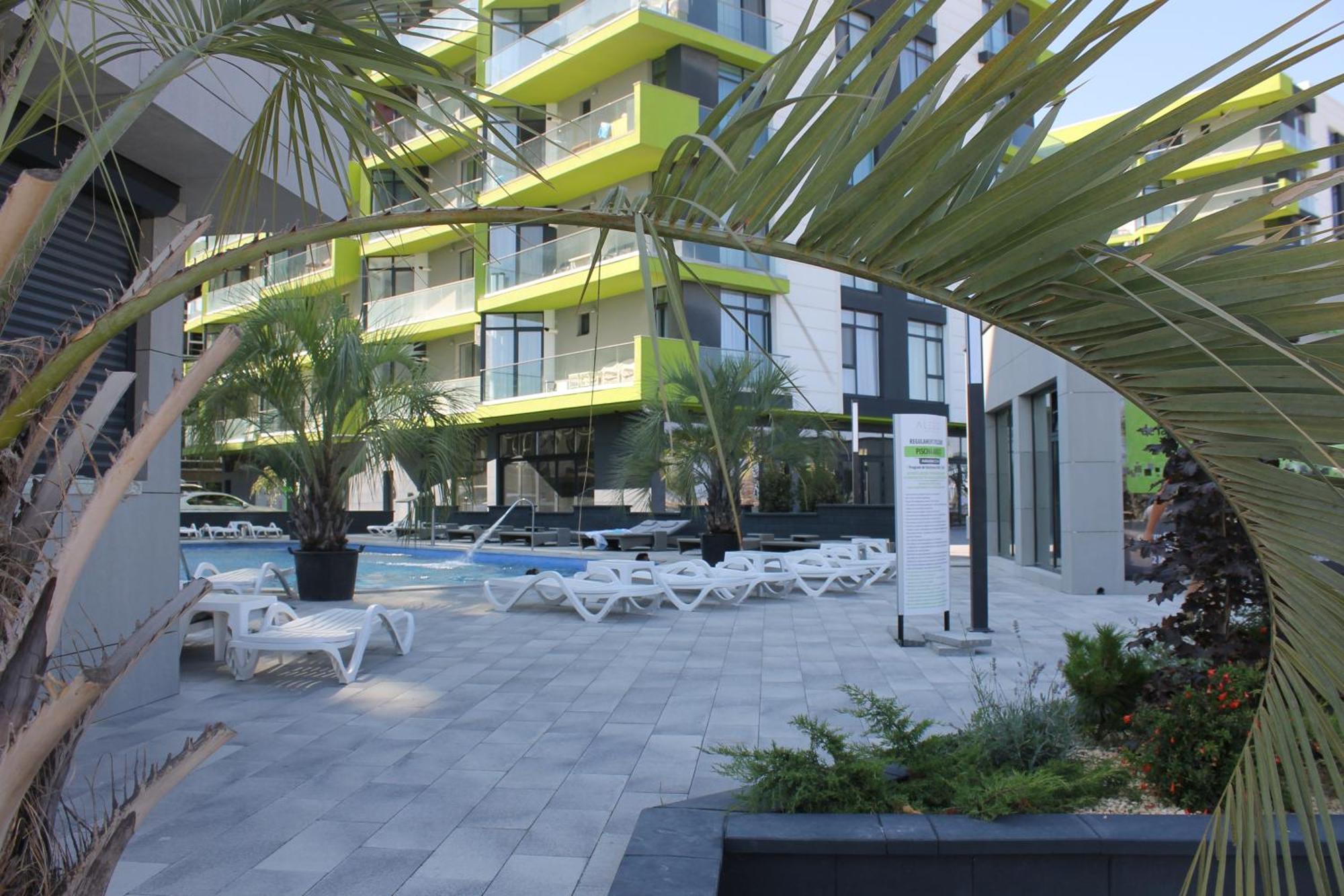 On Beach-Mamaia Residence Navodari Bagian luar foto