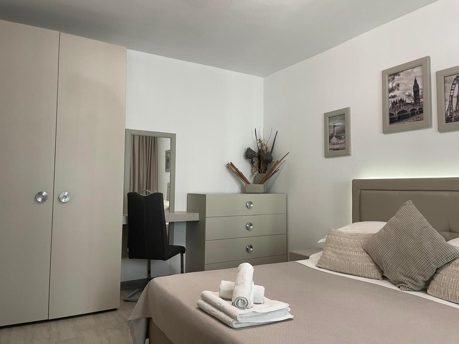 On Beach-Mamaia Residence Navodari Bagian luar foto