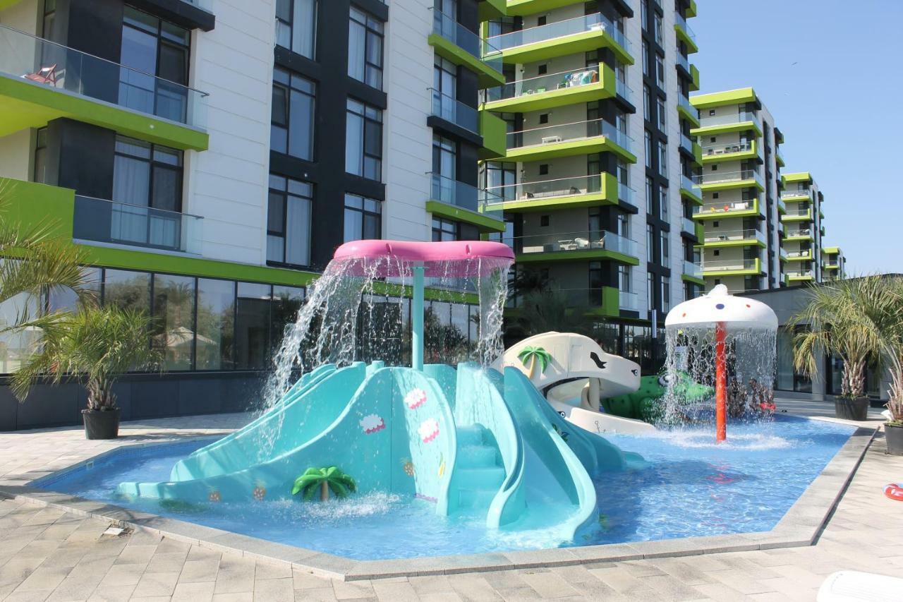 On Beach-Mamaia Residence Navodari Bagian luar foto